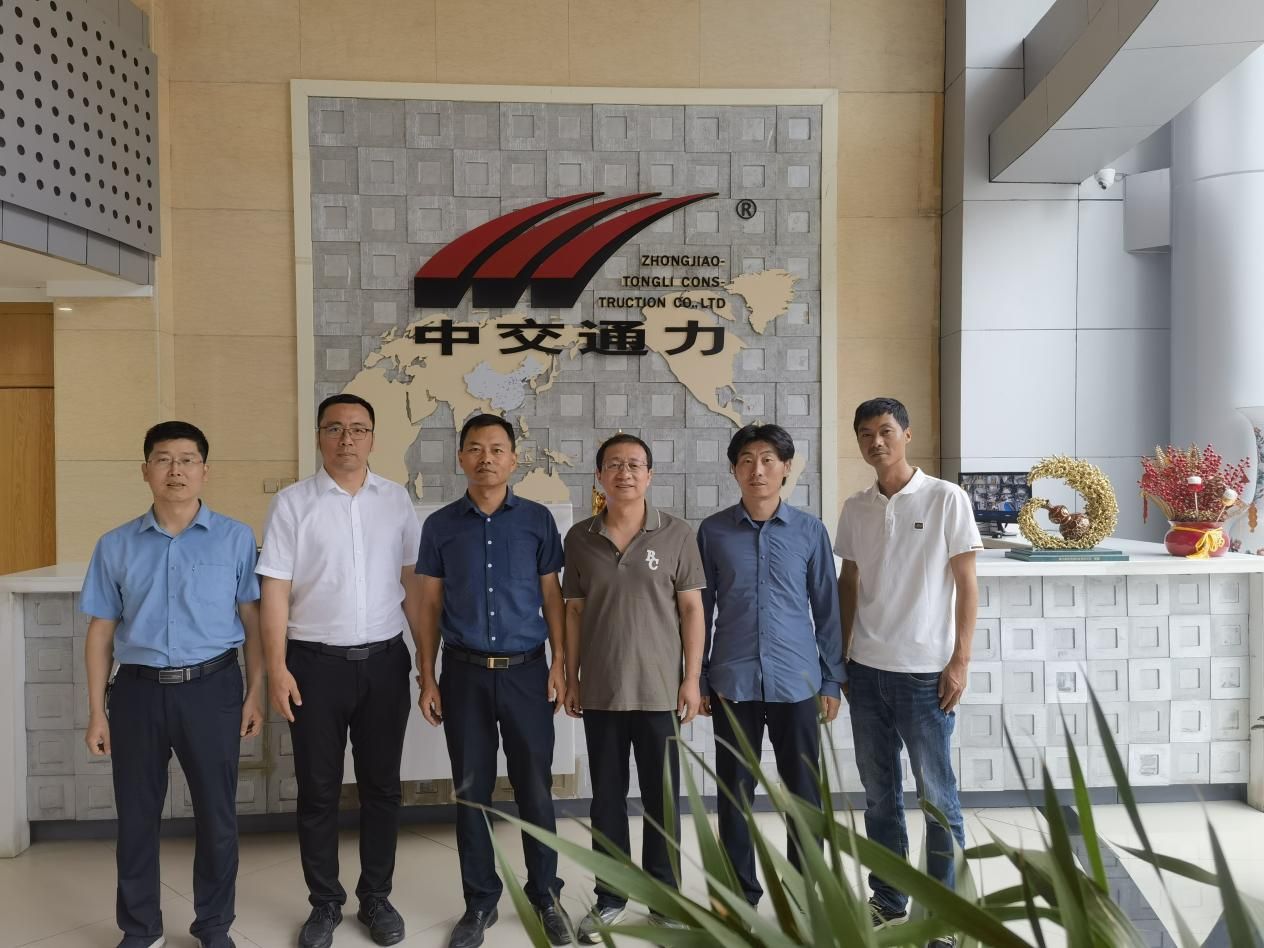 b787930a2abbd2188efaab63a19c6fd